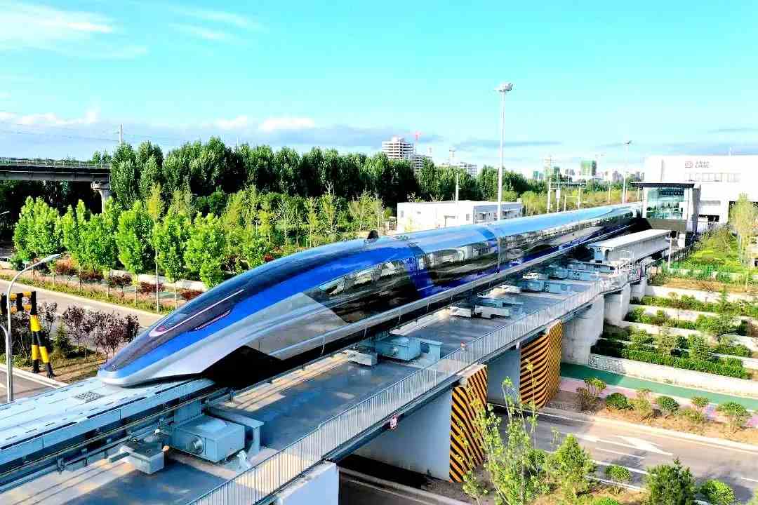 時速600公里高速磁浮交通系統(tǒng)下線,道岔中鐵工業(yè)造! 時速600公里高速磁浮交通系統(tǒng)下線,道岔中鐵工業(yè)造!