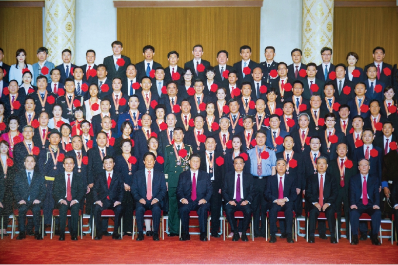 《人民日?qǐng)?bào)》等中央主流媒體報(bào)道王中美等榮獲“全國(guó)優(yōu)秀共產(chǎn)黨員”稱號(hào) 《人民日?qǐng)?bào)》等中央主流媒體報(bào)道王中美等榮獲“全國(guó)優(yōu)秀共產(chǎn)黨員”稱號(hào)