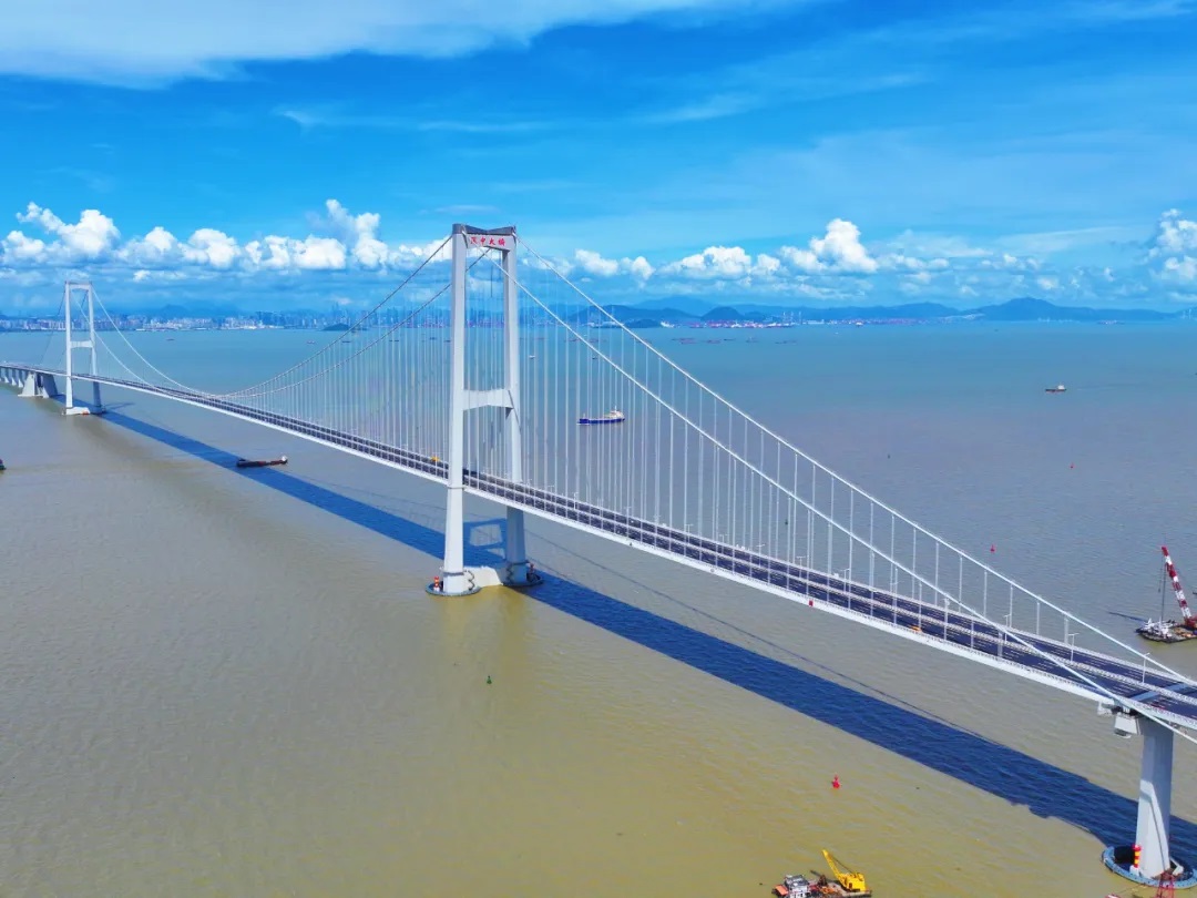 穿云入海 “橋”見通途 | 深中通道正式通車 穿云入海 “橋”見通途 | 深中通道正式通車