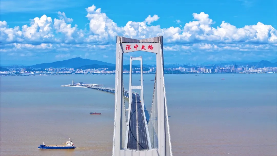 穿云入海 “橋”見通途 | 深中通道正式通車 穿云入海 “橋”見通途 | 深中通道正式通車