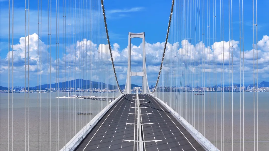 穿云入海 “橋”見通途 | 深中通道正式通車 穿云入海 “橋”見通途 | 深中通道正式通車