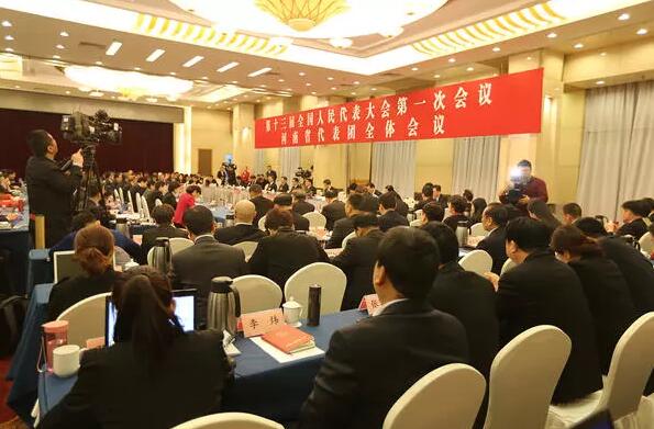 中國(guó)制造如何推動(dòng)品質(zhì)革命?王杜娟代表為您介紹中鐵工業(yè)方案 中國(guó)制造如何推動(dòng)品質(zhì)革命?王杜娟代表為您介紹中鐵工業(yè)方案