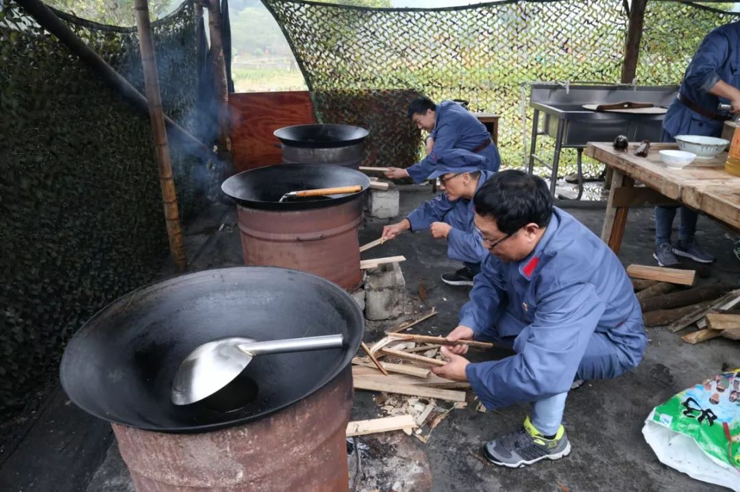 公司黨委在井岡山舉辦首期組工干部和基層黨組織書(shū)記培訓(xùn)班 公司黨委在井岡山舉辦首期組工干部和基層黨組織書(shū)記培訓(xùn)班