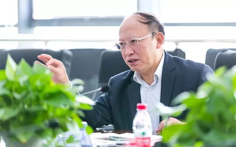 中國工程院副院長、中國科學(xué)技術(shù)協(xié)會副主席何華武院士調(diào)研中鐵裝備 中國工程院副院長、中國科學(xué)技術(shù)協(xié)會副主席何華武院士調(diào)研中鐵裝備
