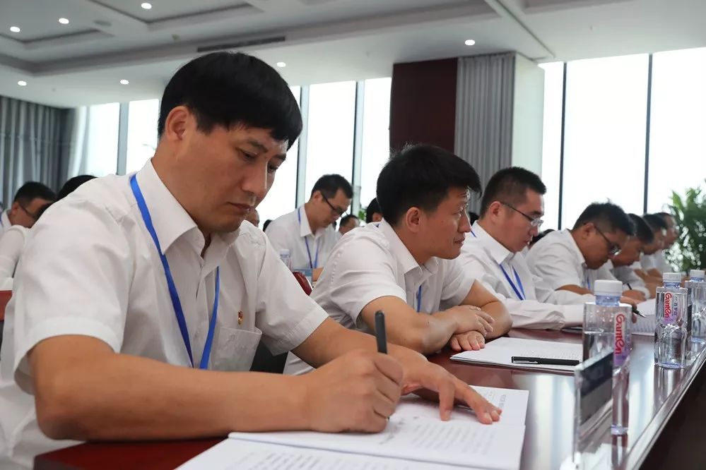 中鐵高新工業(yè)股份有限公司工會(huì)第一次代表大會(huì)勝利召開 中鐵高新工業(yè)股份有限公司工會(huì)第一次代表大會(huì)勝利召開