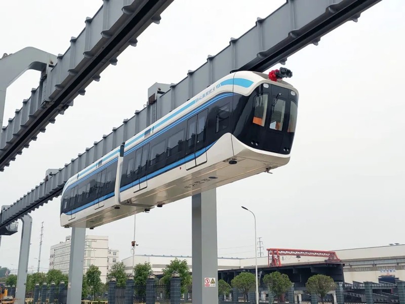 “時速80公里”懸掛式單軌車輛