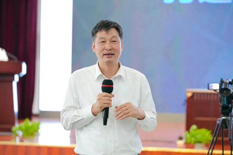 錢永剛到中鐵工業(yè)講述“錢學(xué)森創(chuàng)新事跡”